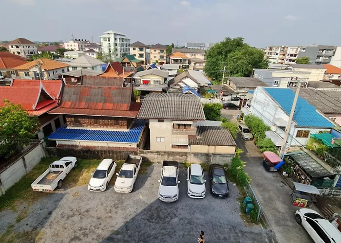 Near Don Mueang Apartment Bangkok